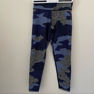 Aerie short blue camo leggings